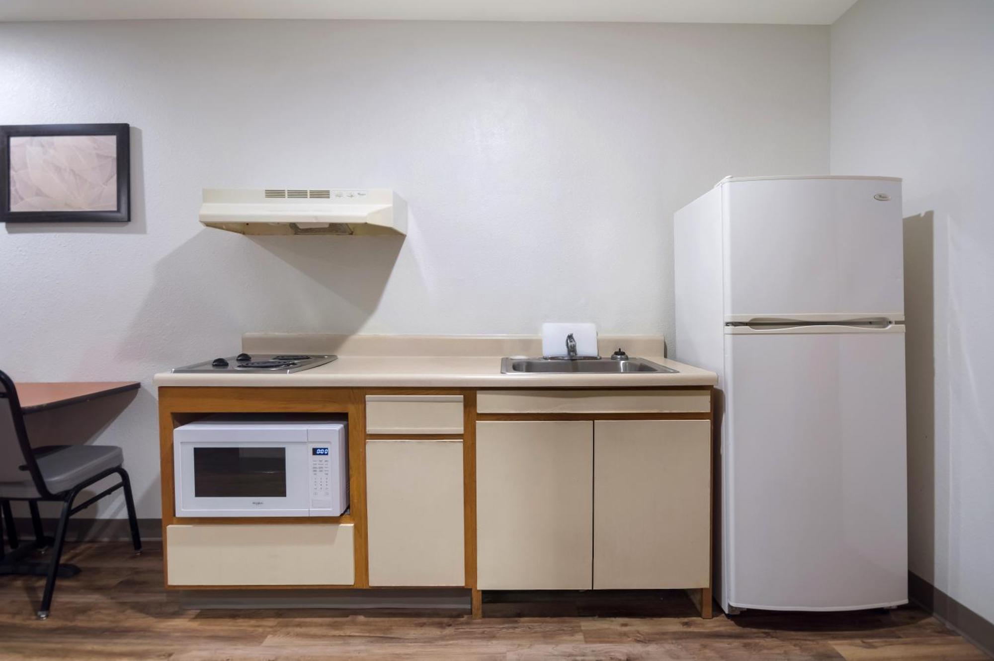 Woodspring Suites Lexington Southeast מראה חיצוני תמונה